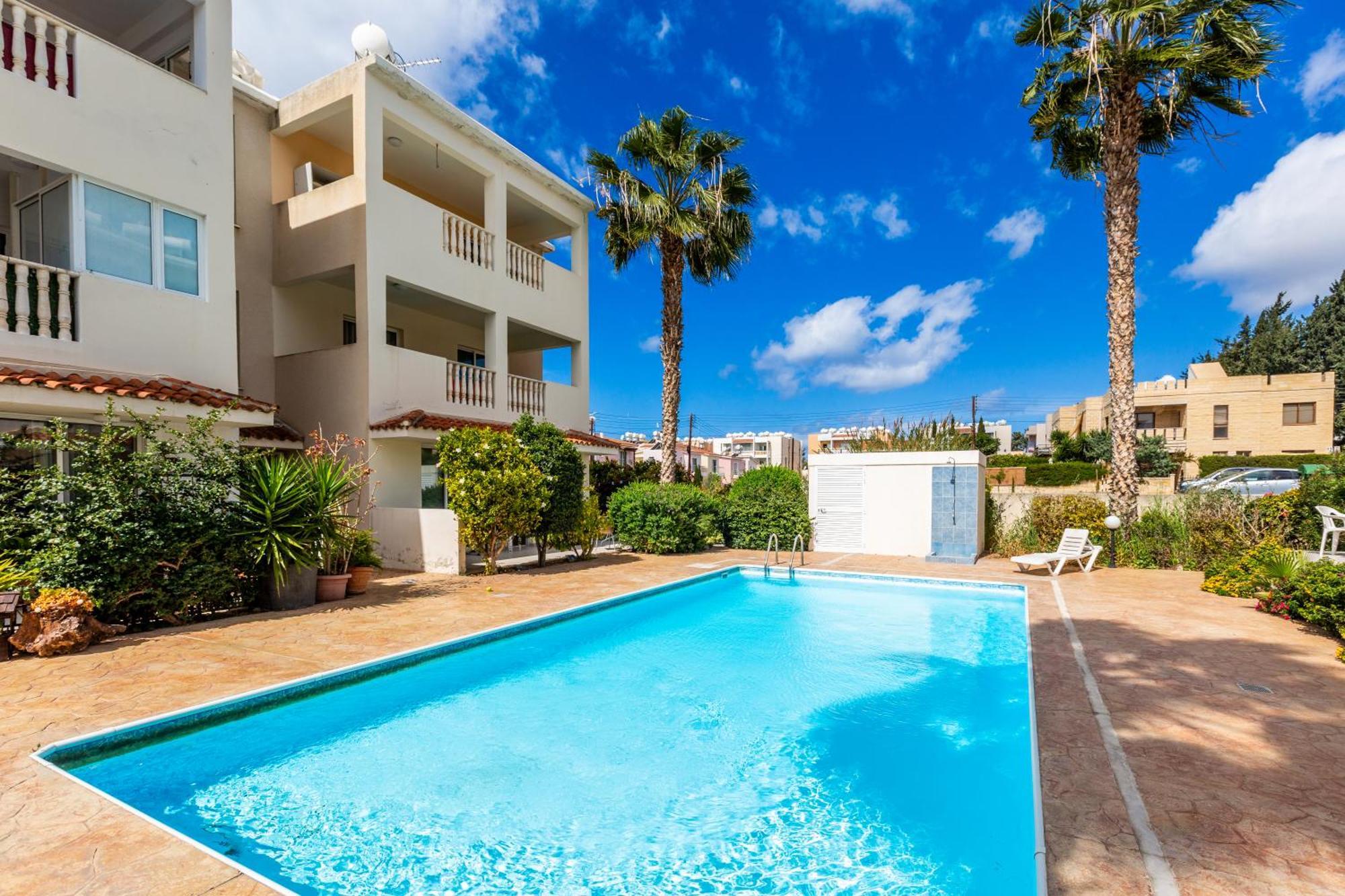 Beautiful 2 Bed Apartment In Paphos Cyprus Exterior foto