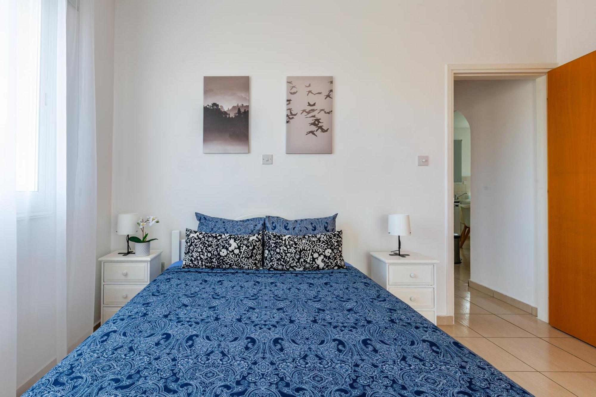 Beautiful 2 Bed Apartment In Paphos Cyprus Exterior foto