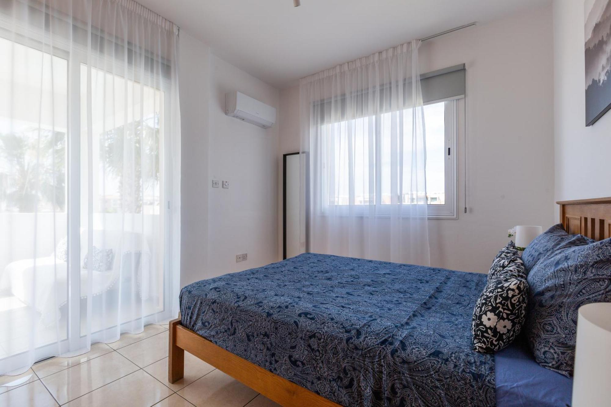 Beautiful 2 Bed Apartment In Paphos Cyprus Exterior foto
