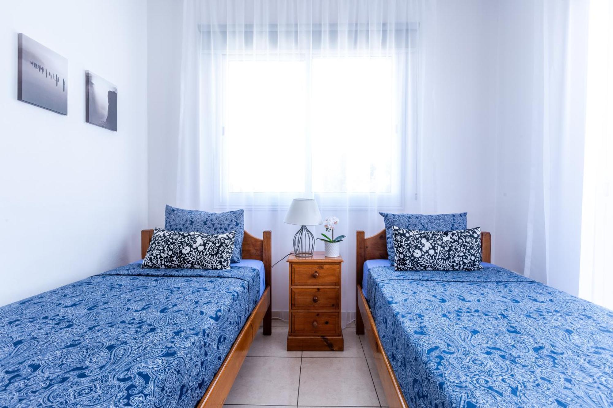 Beautiful 2 Bed Apartment In Paphos Cyprus Exterior foto